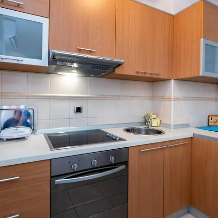 400 Meter Zum Bekannten Apartmán Baška